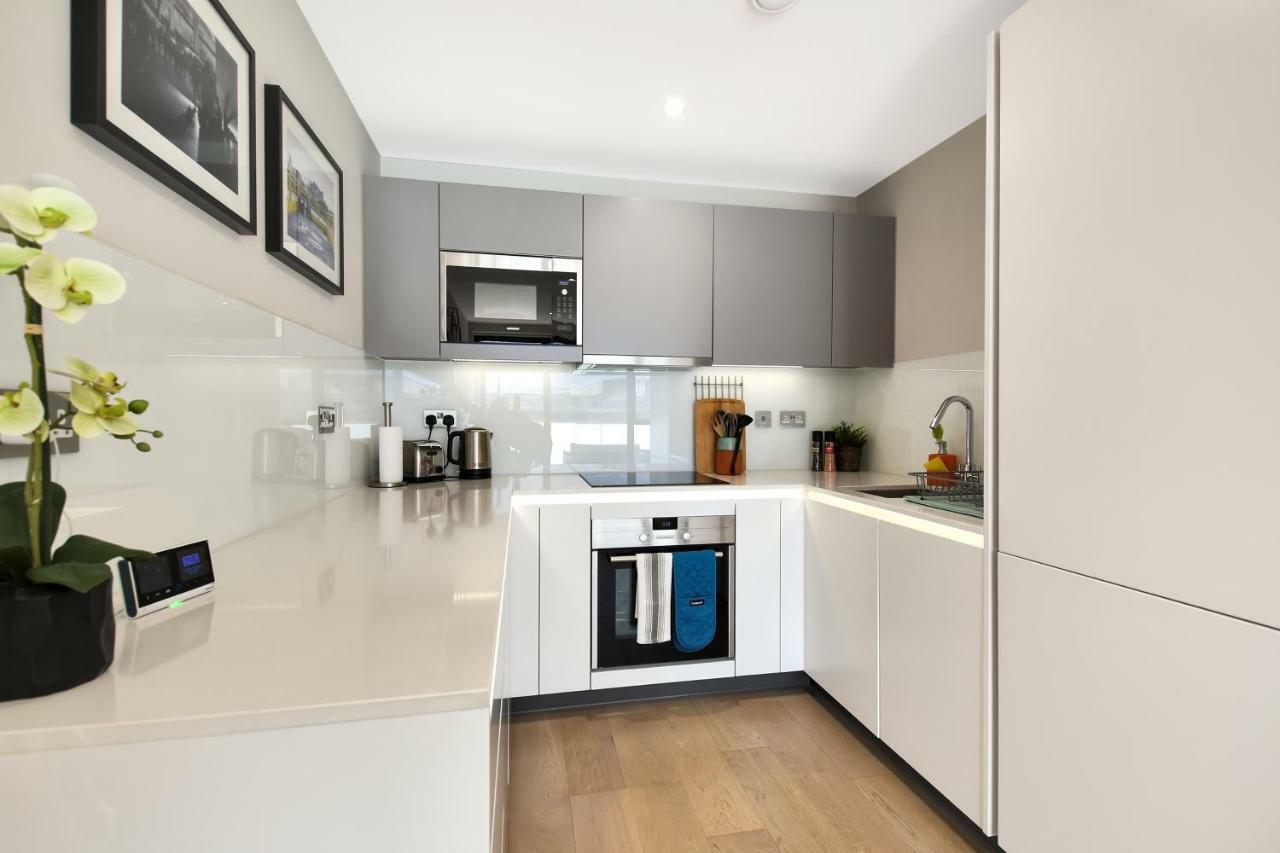 Esquire Apartments Ealing London Bagian luar foto