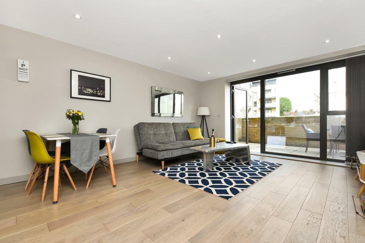 Esquire Apartments Ealing London Bagian luar foto
