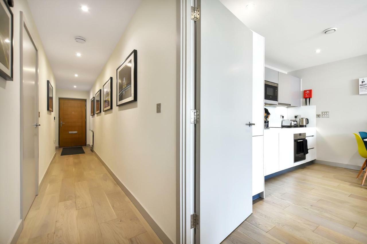 Esquire Apartments Ealing London Bagian luar foto