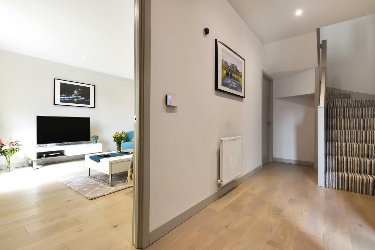 Esquire Apartments Ealing London Bagian luar foto