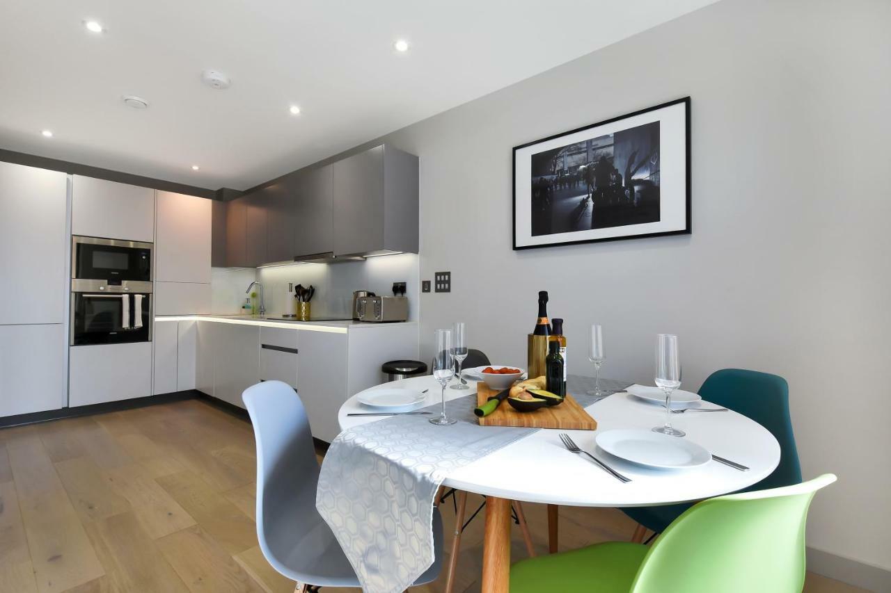 Esquire Apartments Ealing London Bagian luar foto